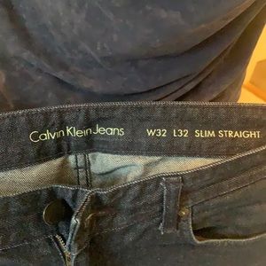 Calvin Klein Slim Straight Jeans